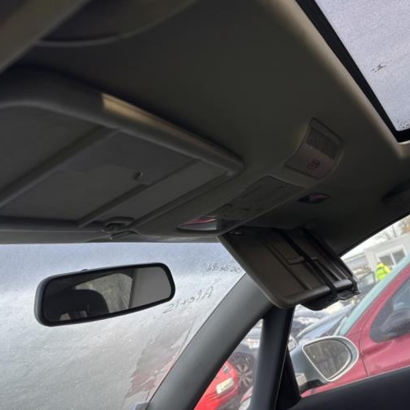 Poignee interieur avant droit AUDI A2 Photo n°15