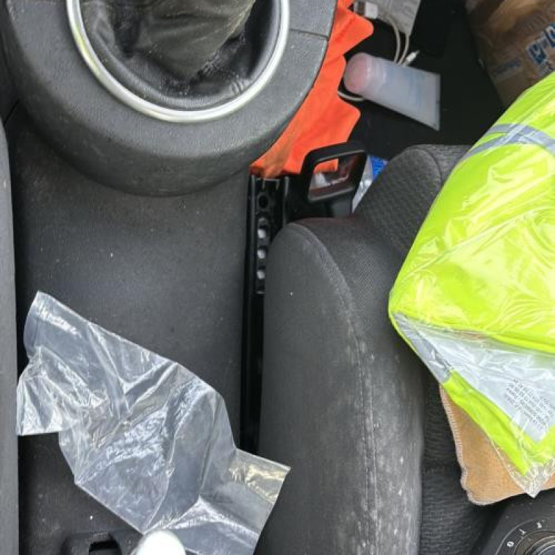 Poignee interieur avant droit AUDI A2 Photo n°16