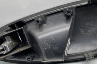 Poignee interieur avant droit SEAT IBIZA 4