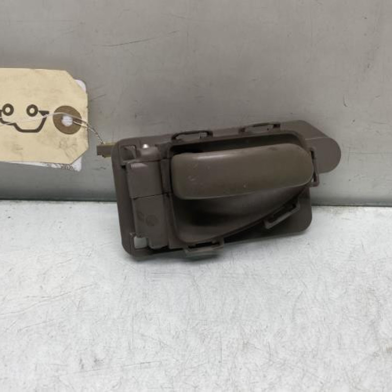 Poignee interieur avant droit CITROEN XSARA PICASSO Photo n°1