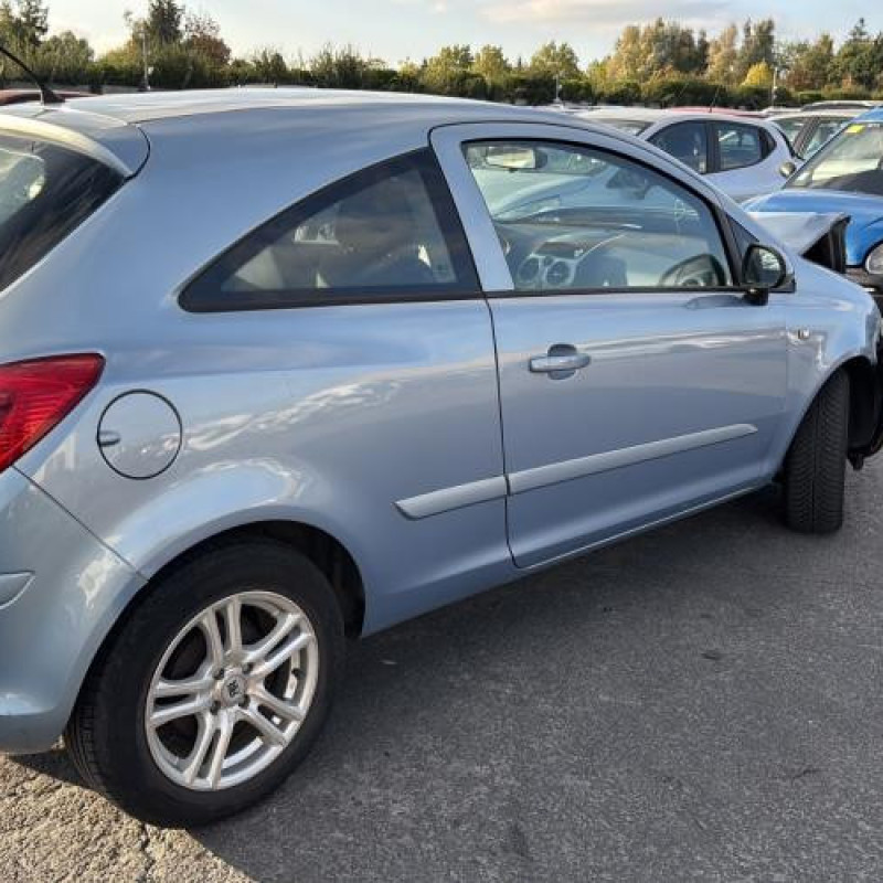 Alternateur OPEL CORSA D Photo n°11