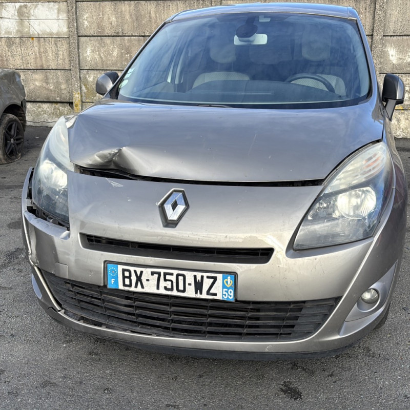 RENAULT GRAND SCENIC 3 PHASE 1 1.5 DCI - 8V TURBO Photo n°1