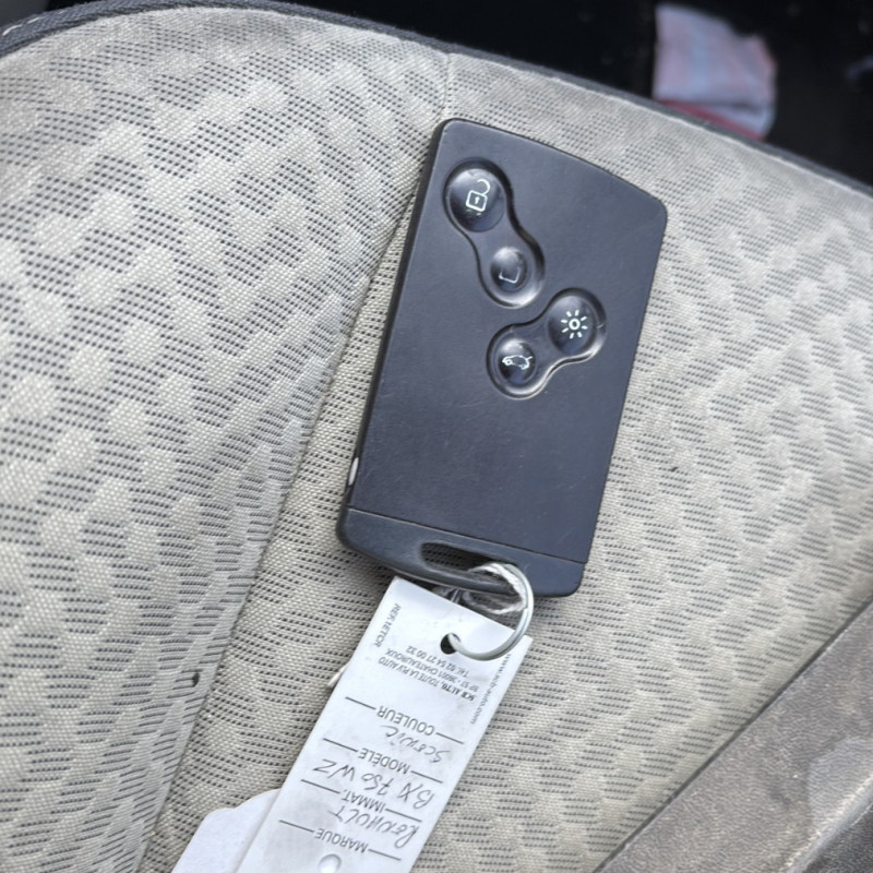 RENAULT GRAND SCENIC 3 PHASE 1 1.5 DCI - 8V TURBO Photo n°8