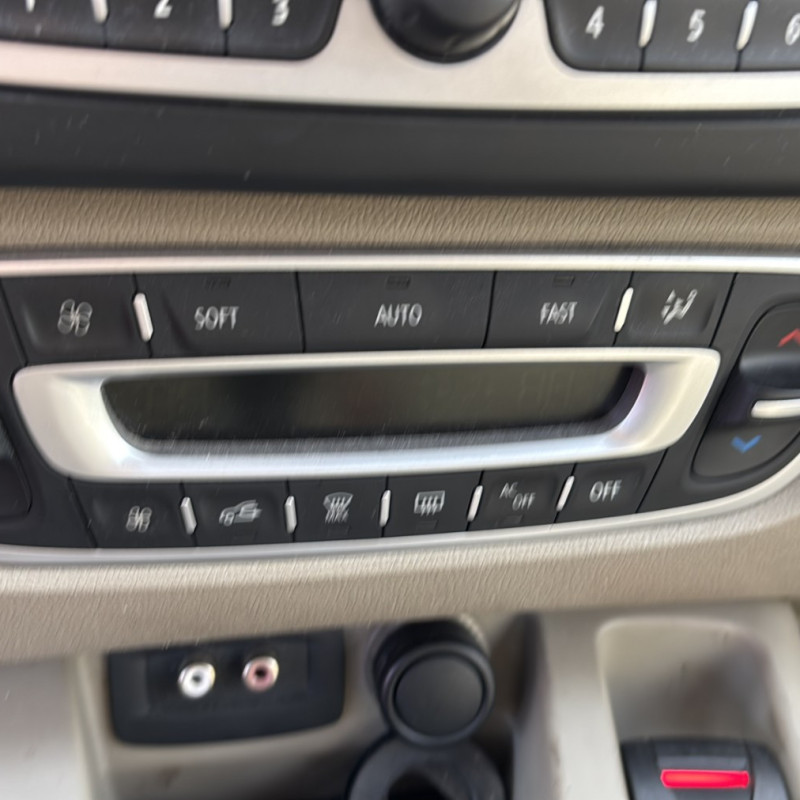 RENAULT GRAND SCENIC 3 PHASE 1 1.5 DCI - 8V TURBO Photo n°9