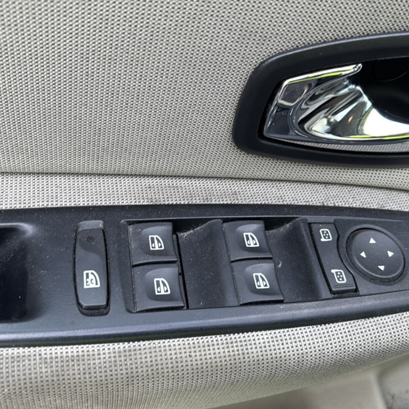 RENAULT GRAND SCENIC 3 PHASE 1 1.5 DCI - 8V TURBO Photo n°20