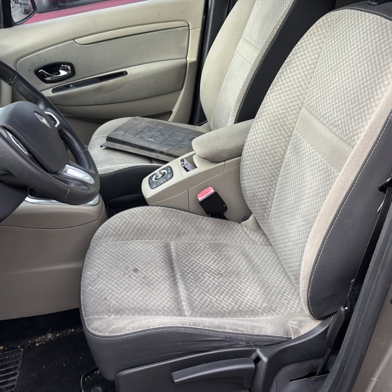 RENAULT GRAND SCENIC 3 PHASE 1 1.5 DCI - 8V TURBO Photo n°21