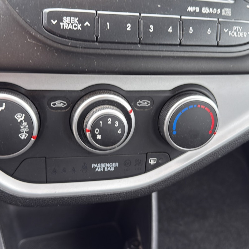 KIA PICANTO 2 PHASE 1 1.0i - 12V Photo n°20