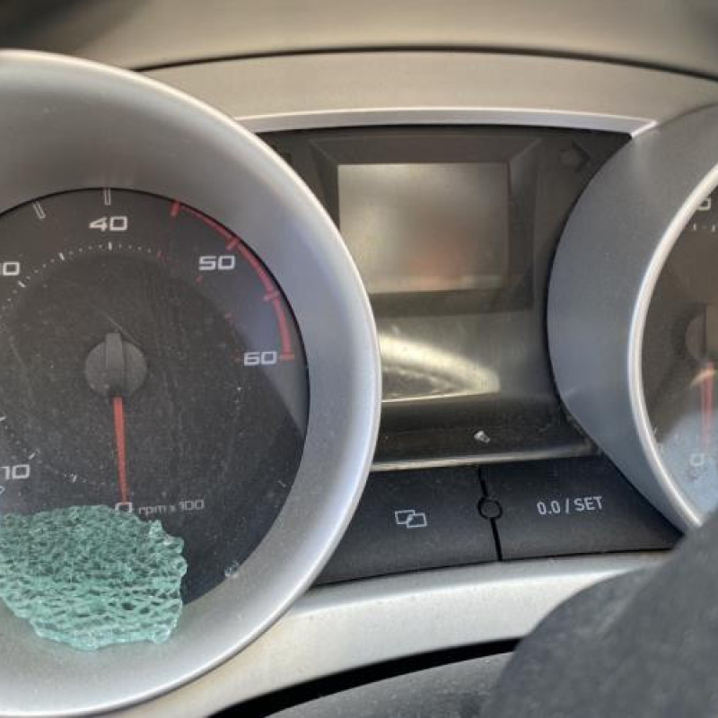 Poignee interieur avant gauche SEAT IBIZA 4 Photo n°19