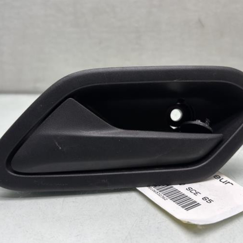 Poignee interieur avant gauche DACIA SANDERO 3 Photo n°1