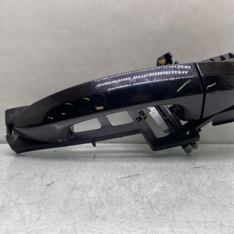 Poignee porte arriere gauche FORD FIESTA 6 Photo n°1