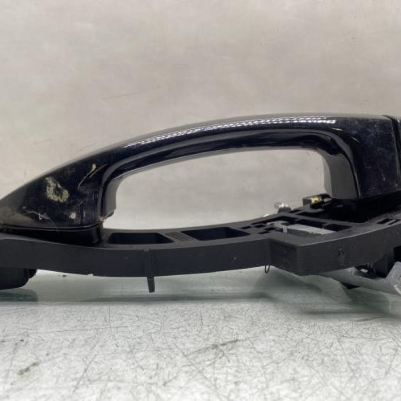 Poignee porte arriere gauche FORD FIESTA 6 Photo n°2