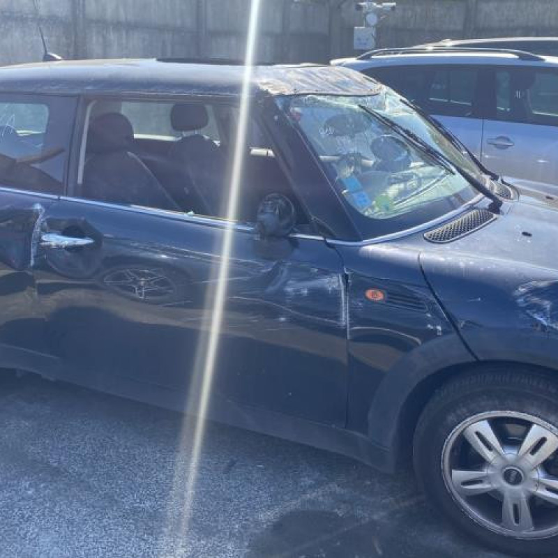 Poignee interieur avant gauche MINI MINI 1 R50/R53 Photo n°11