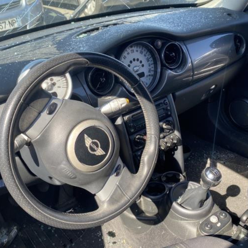 Poignee interieur avant gauche MINI MINI 1 R50/R53 Photo n°15