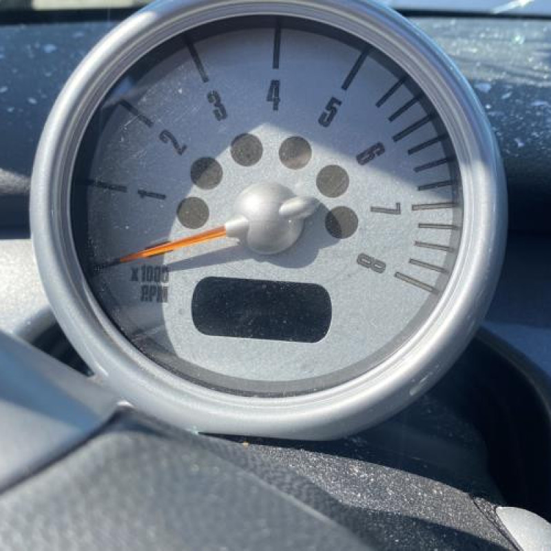 Poignee interieur avant gauche MINI MINI 1 R50/R53 Photo n°19