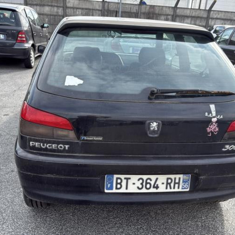 Poignee interieur avant gauche PEUGEOT 306 Photo n°8