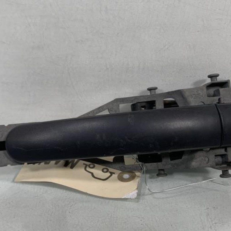 Poignee porte arriere gauche VOLKSWAGEN GOLF 5 Photo n°1