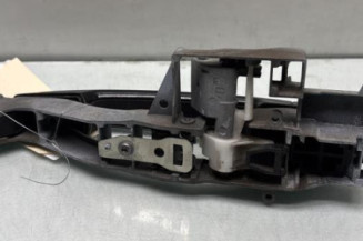 Poignee porte arriere droit PEUGEOT 3008 1