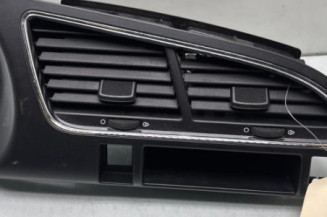 Aerateur tableau de bord PEUGEOT 3008 1 Photo n°1