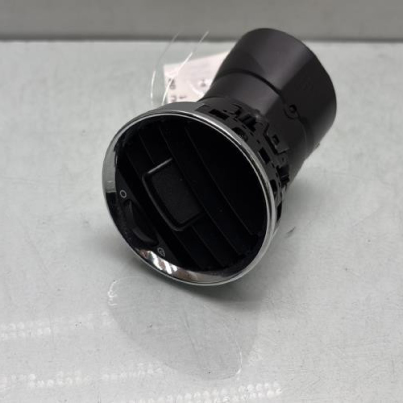 Aerateur tableau de bord avant droit PEUGEOT 3008 1 Photo n°1