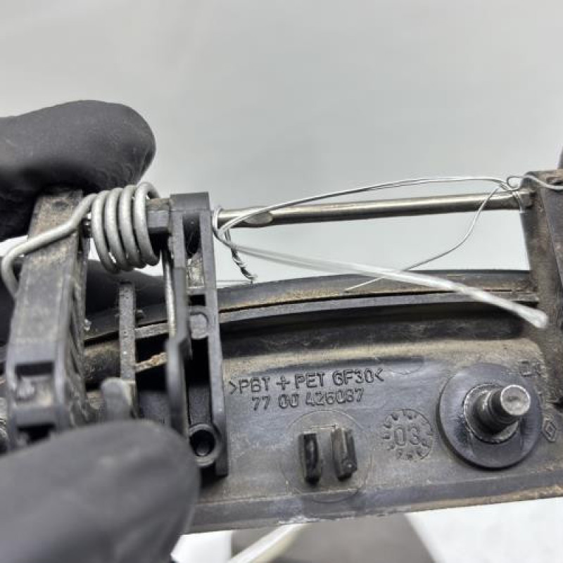 Poignee porte arriere droit RENAULT CLIO 2 Photo n°4