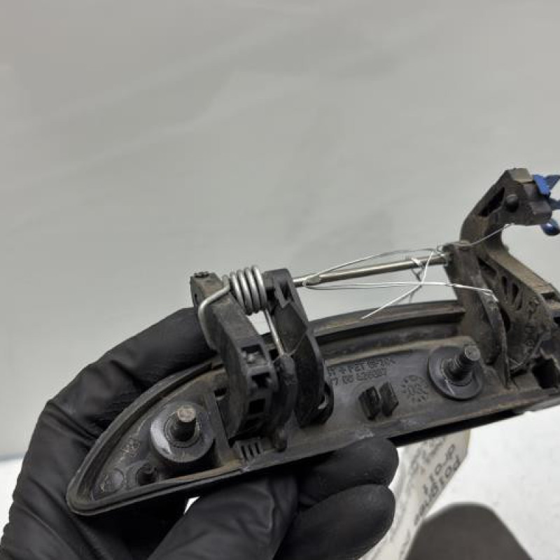 Poignee porte arriere droit RENAULT CLIO 2 Photo n°5