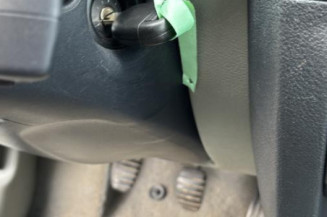 Poignee porte arriere gauche RENAULT CLIO 2