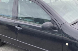 Renfort pare choc arriere (traverse) SKODA FABIA 1