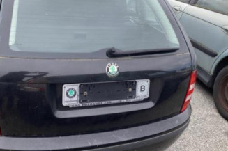 Renfort pare choc arriere (traverse) SKODA FABIA 1