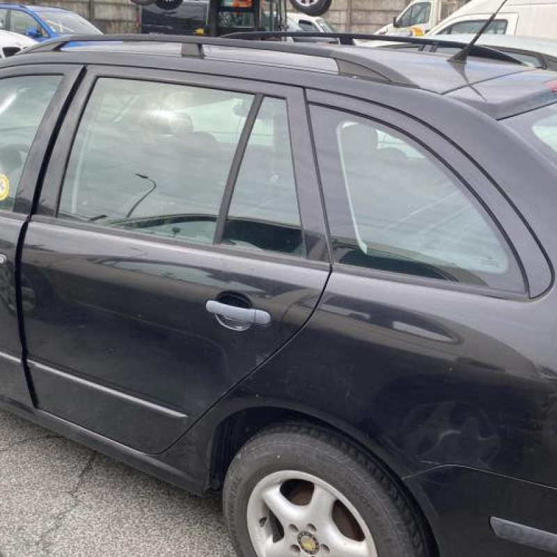 Renfort pare choc arriere (traverse) SKODA FABIA 1 Photo n°11