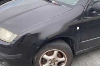 Renfort pare choc arriere (traverse) SKODA FABIA 1