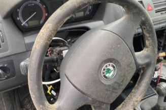 Renfort pare choc arriere (traverse) SKODA FABIA 1