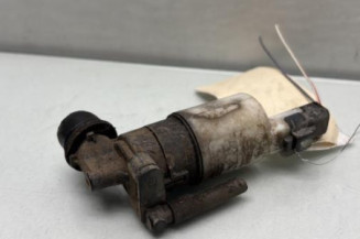 Pompe lave glace avant NISSAN PRIMASTAR 1 Photo n°1