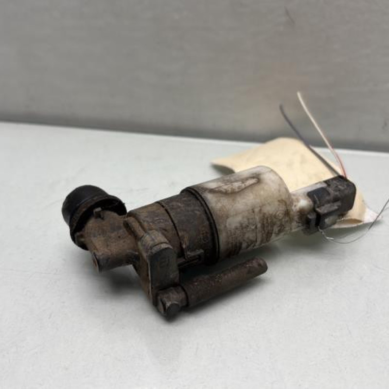 Pompe lave glace avant NISSAN PRIMASTAR 1 Photo n°1