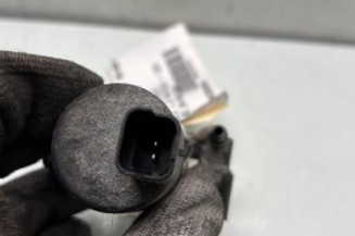 Pompe lave glace avant PEUGEOT 2008 2