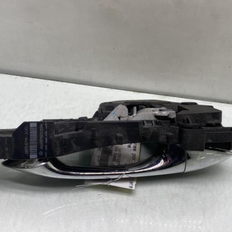 Poignee porte arriere gauche MERCEDES CLASSE A 169 Photo n°3