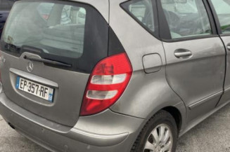 Poignee porte arriere gauche MERCEDES CLASSE A 169