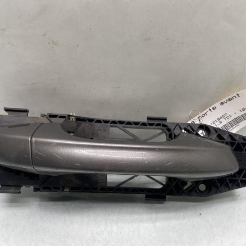 Poignee porte avant droit VOLKSWAGEN GOLF 7 Photo n°1