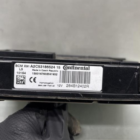 Boitier UCH RENAULT LAGUNA 3