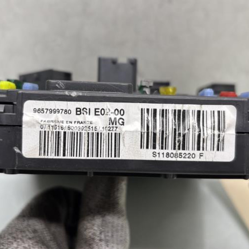 Boitier BSI PEUGEOT 206+ Photo n°3