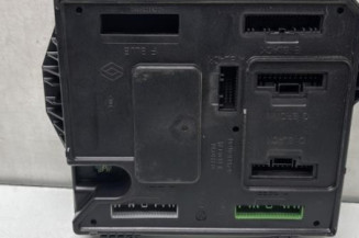 Boitier UCH RENAULT FLUENCE Photo n°1