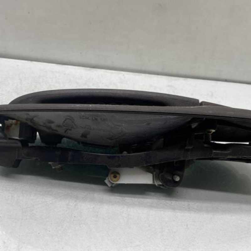 Poignee porte avant droit RENAULT TRAFIC 2 Photo n°2