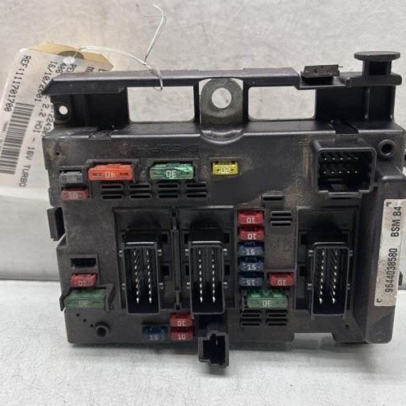 Boitier servitude moteur (BSM) PEUGEOT 406 Photo n°1