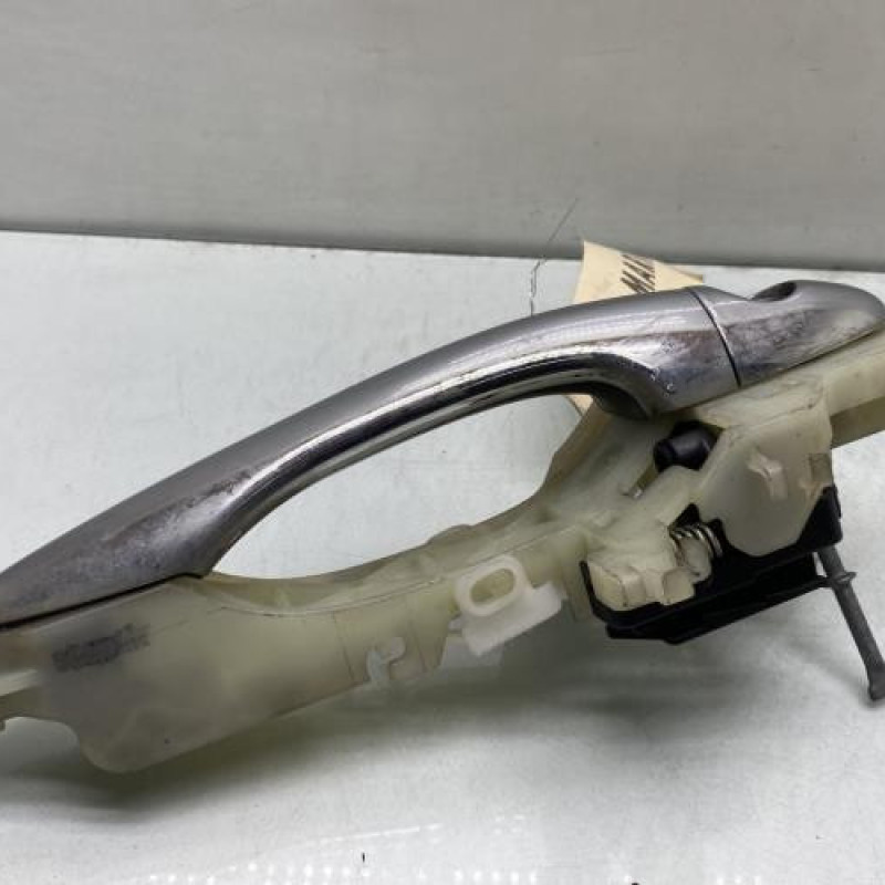 Poignee porte avant gauche KIA SPORTAGE 3 Photo n°2