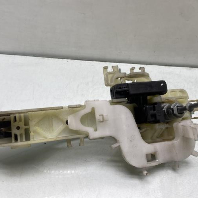 Poignee porte avant gauche KIA SPORTAGE 3 Photo n°3