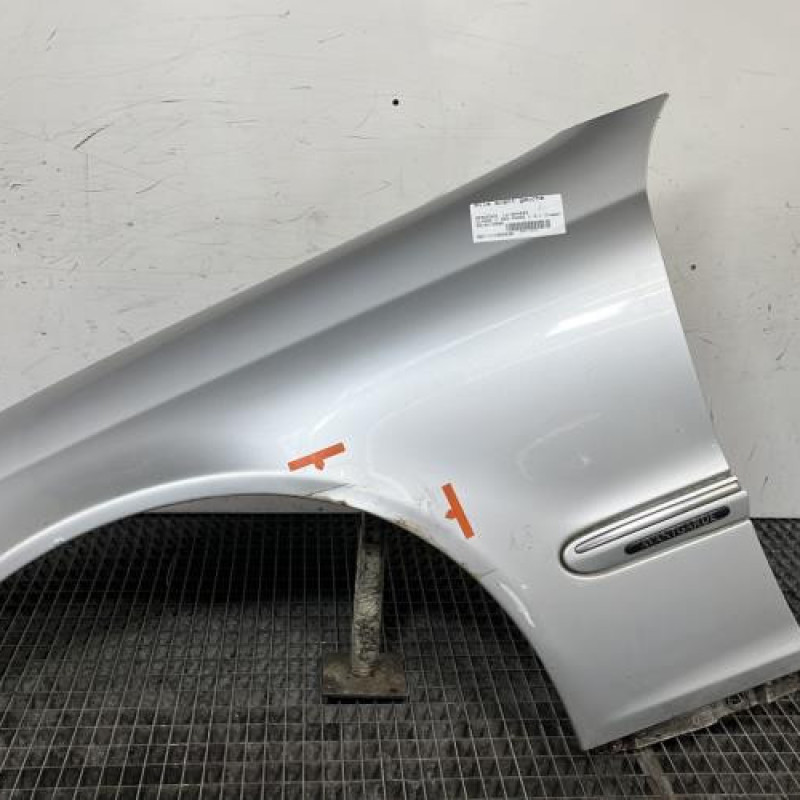 Aile avant gauche MERCEDES CLASSE C 203 Photo n°1