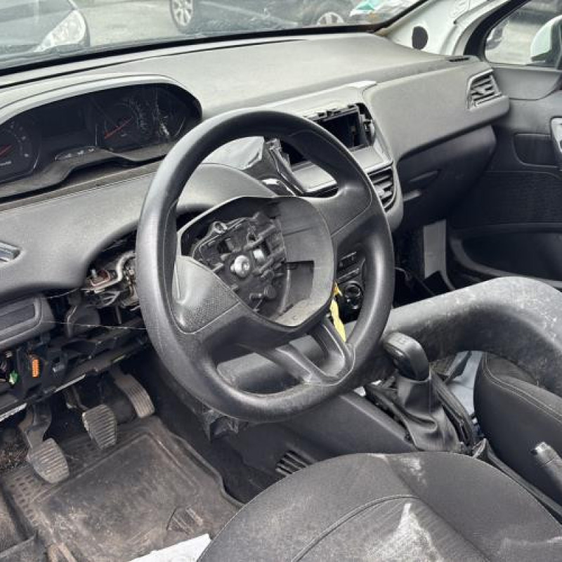 Boitier BSI PEUGEOT 208 1 Photo n°14