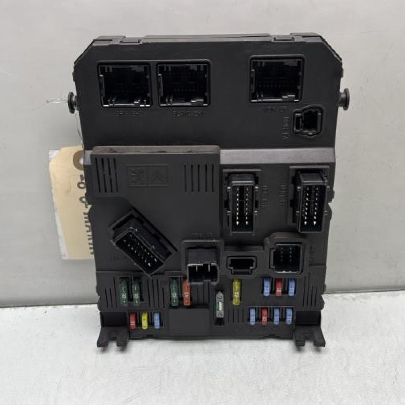 Boitier BSI PEUGEOT 206 Photo n°1