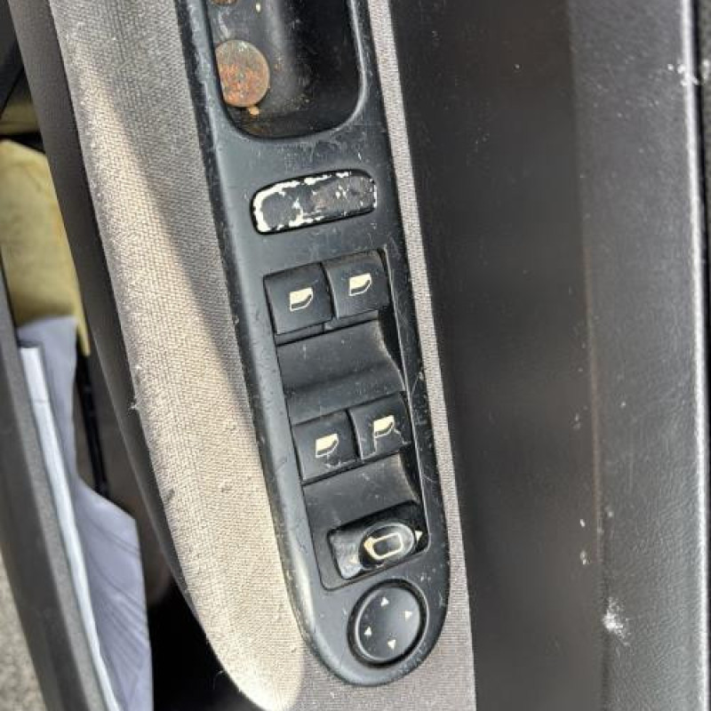 Boitier BSI PEUGEOT 307 Photo n°15