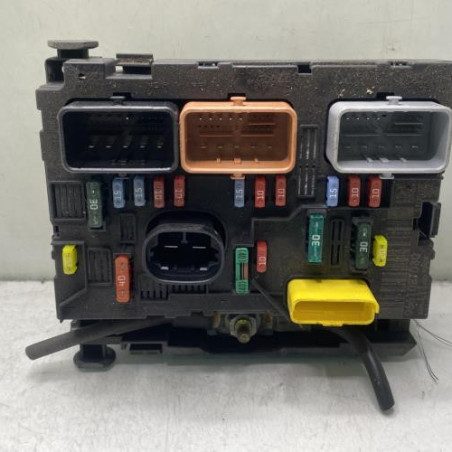 Boitier servitude moteur (BSM) PEUGEOT 307 Photo n°1