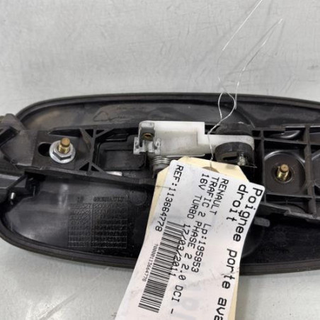 Poignee porte avant droit RENAULT TRAFIC 2